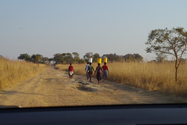 Zimbabwe ジンバブエ　地方田舎の農村の現状