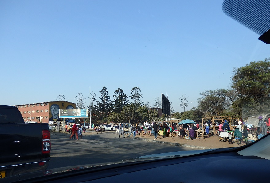 ジンバブエの首都ハラレ　旅行観光と街の様子　安全情報