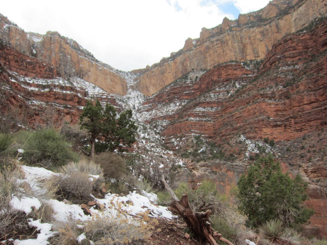Grand CanyonグランドキャニオンBrightAngelTrailブライトエンジェルトレール地層と断層